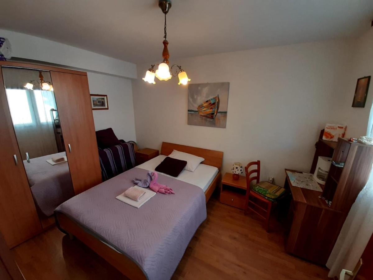 Guest house Rosmarinus Rubic 2*